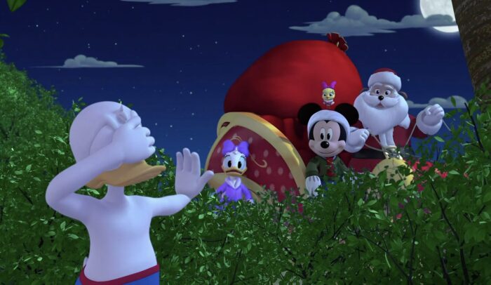 Mickey Saves Christmas Movie in Hindi 4