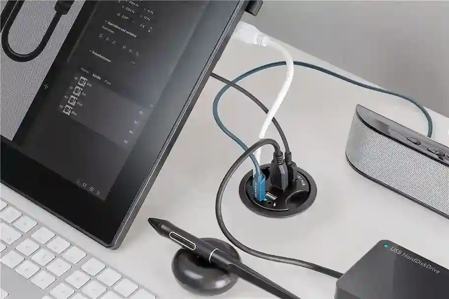USB Hub 3 Port with Stereo Sound Card Adapter 4
